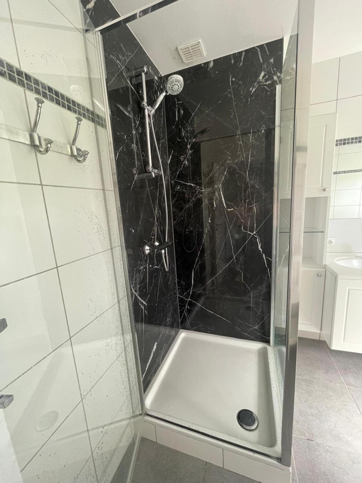 Le Gite Du Vieux Chene Bertogne Esterno foto